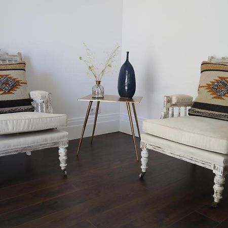 Os Agostos Bed & Breakfast Ngoại thất bức ảnh