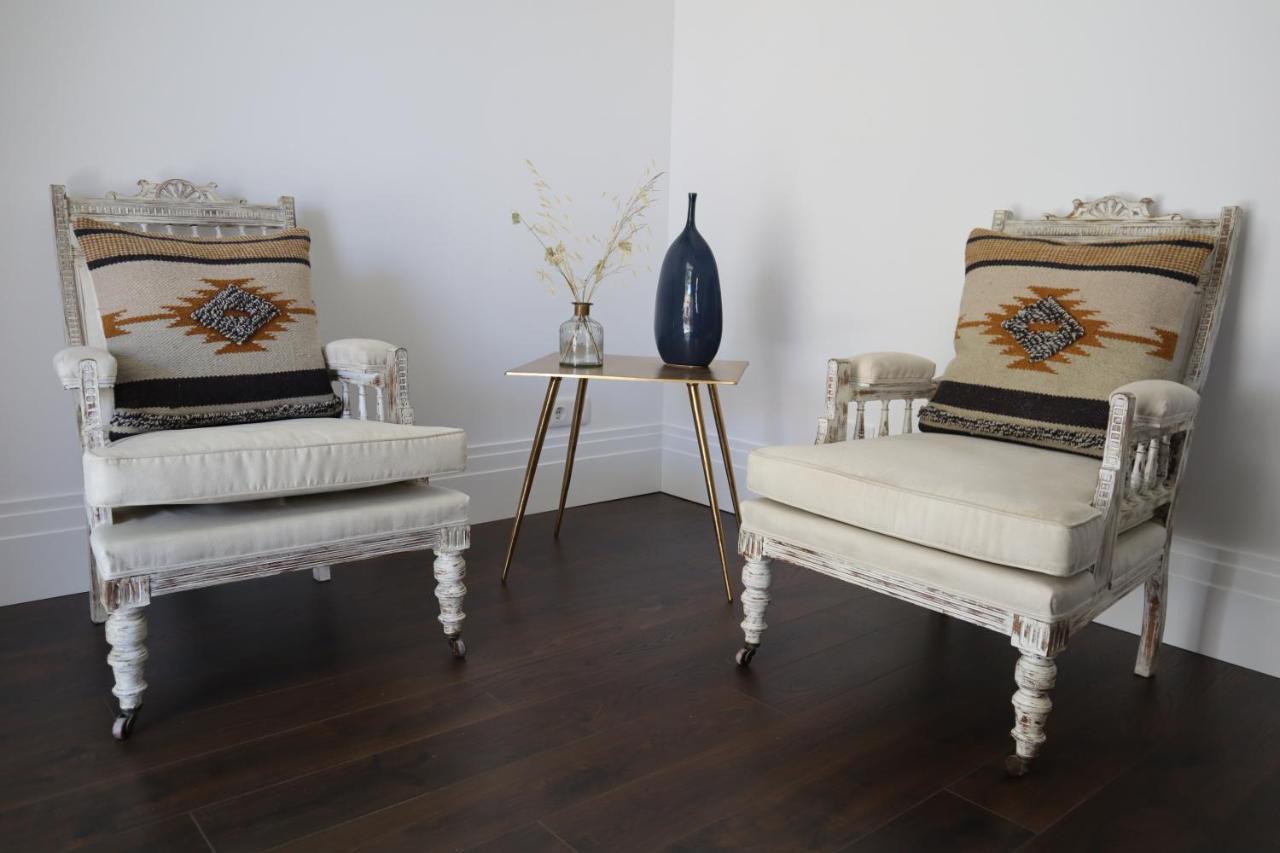 Os Agostos Bed & Breakfast Ngoại thất bức ảnh
